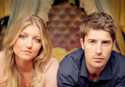 Signs of Manipulative Relationships